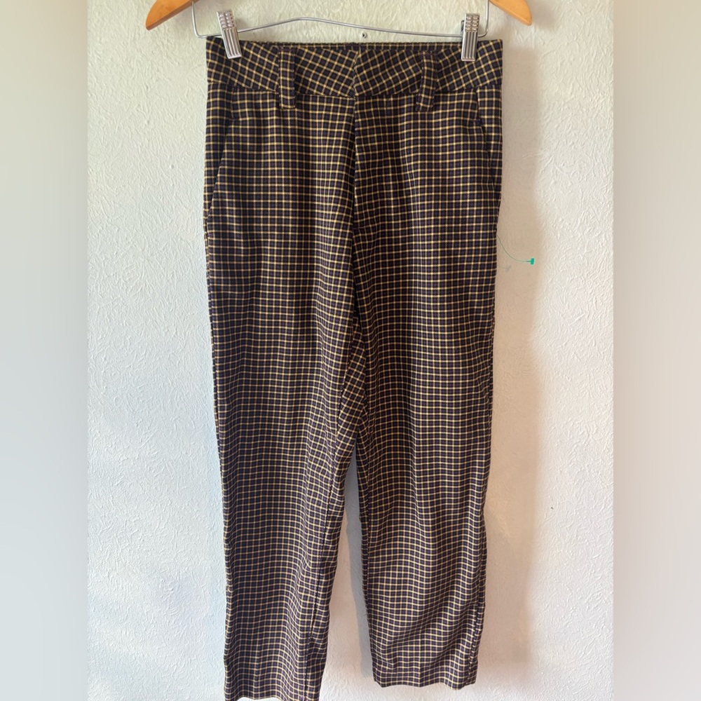 Carhartt Women’s Plaid Pants size 25‎